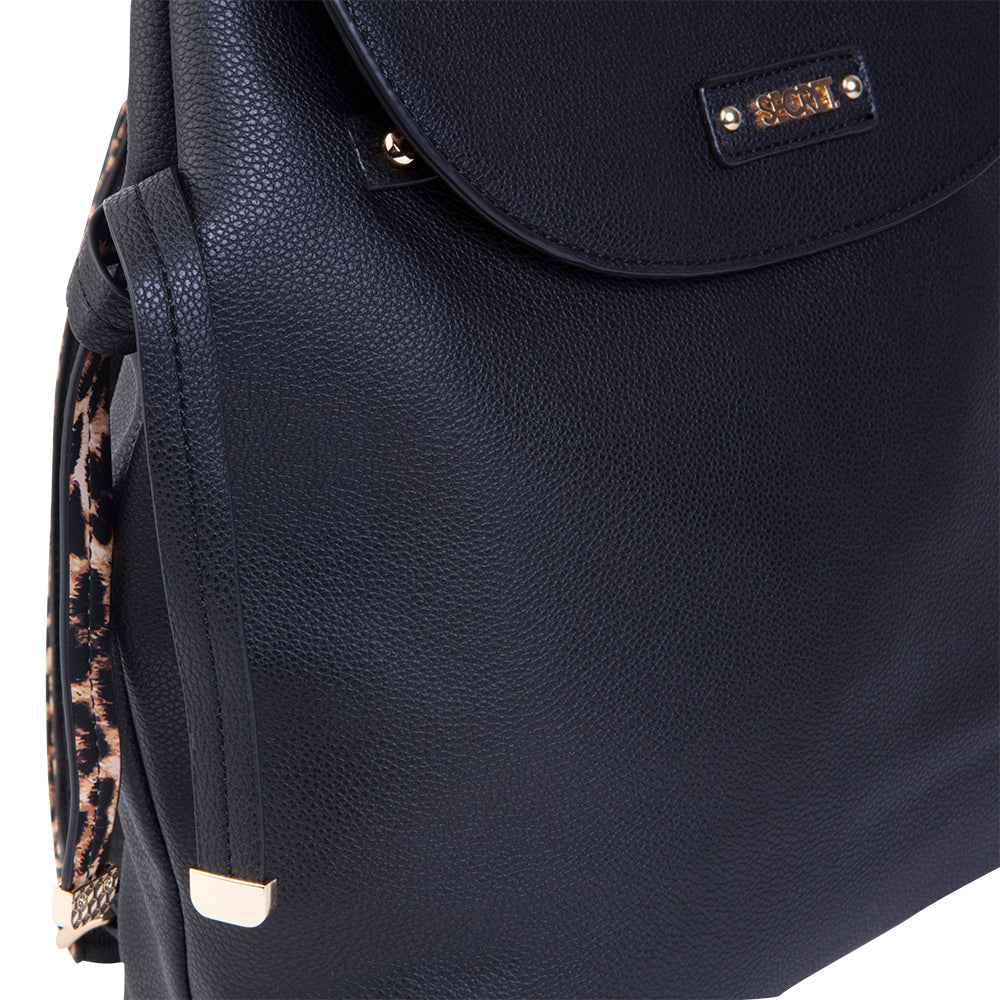 Mochila Clásica Fashion Perth Negra