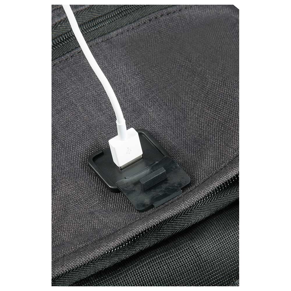 Mochila Securipak 15.6" Black Steel